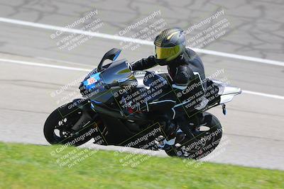 media/Apr-23-2022-Fastrack Riders (Sat) [[cb2d6ae73d]]/LEVEL 1/1145AM TURN 3 AND 4/